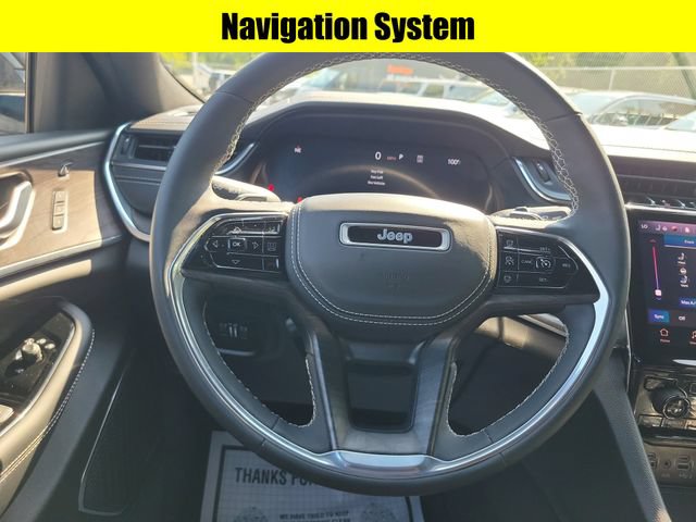 Used 2023 Jeep Grand Cherokee L Overland w/ Luxury Tech Group IV AWD/4WD image 10