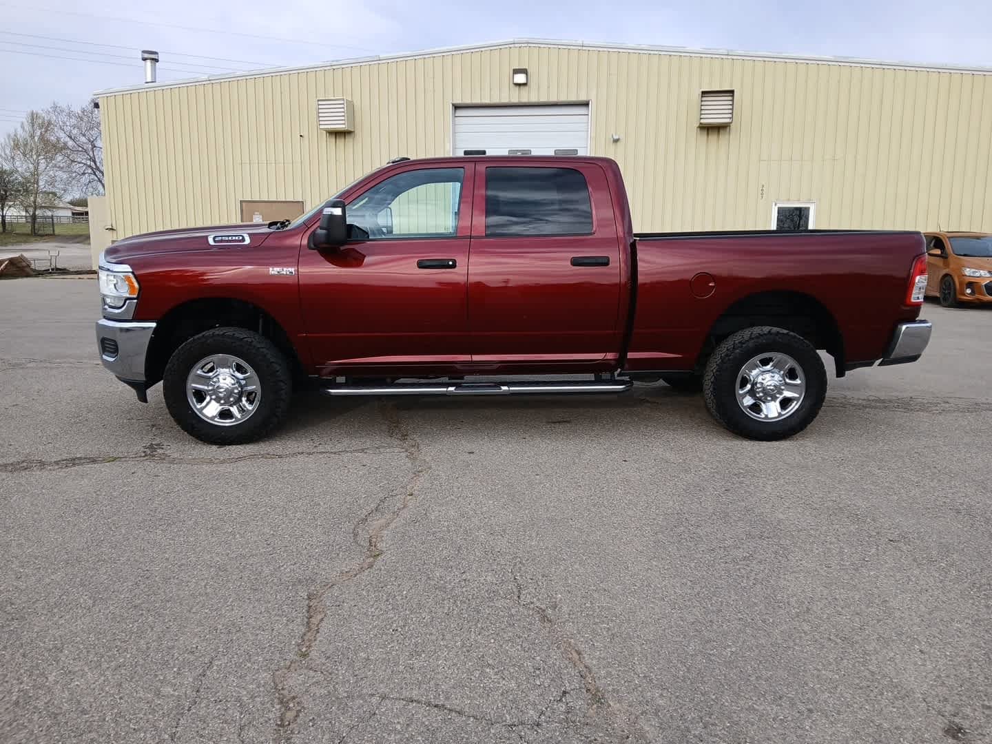 Used 2023 RAM 2500 Tradesman AWD/4WD image 4