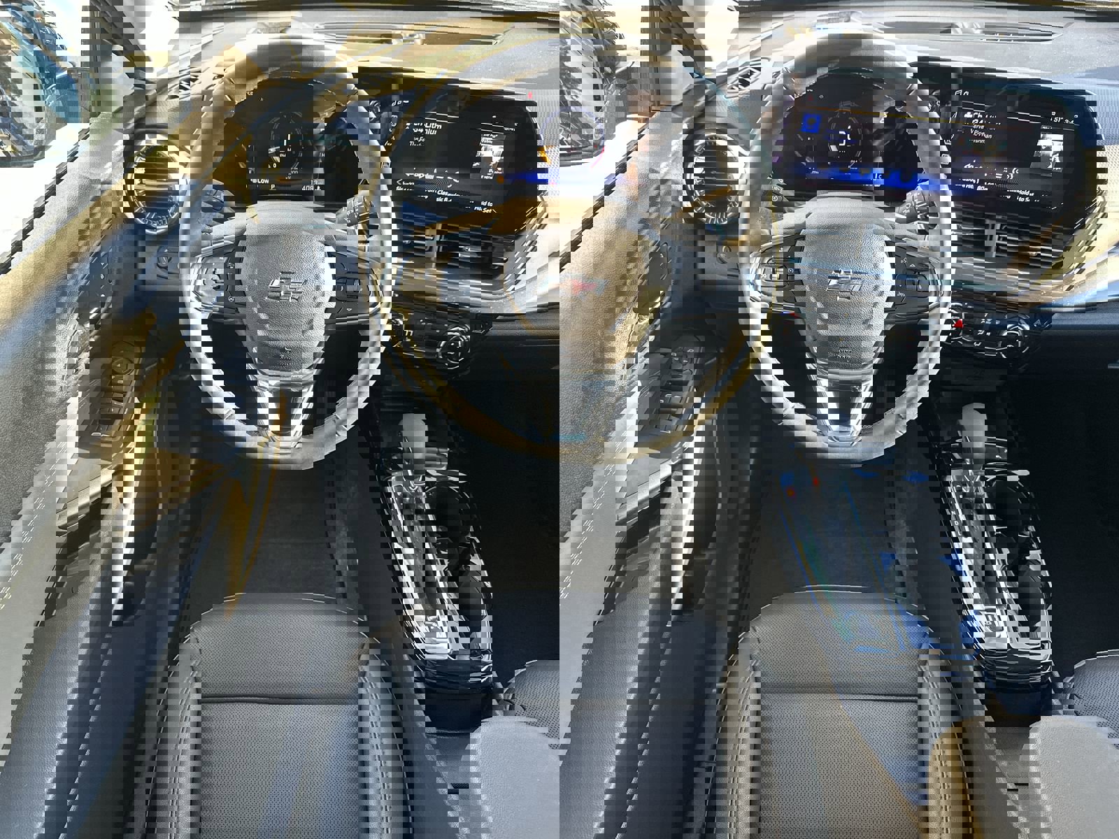 Certified 2025 Chevrolet Trax ACTIV w/ Sunroof Package image 17