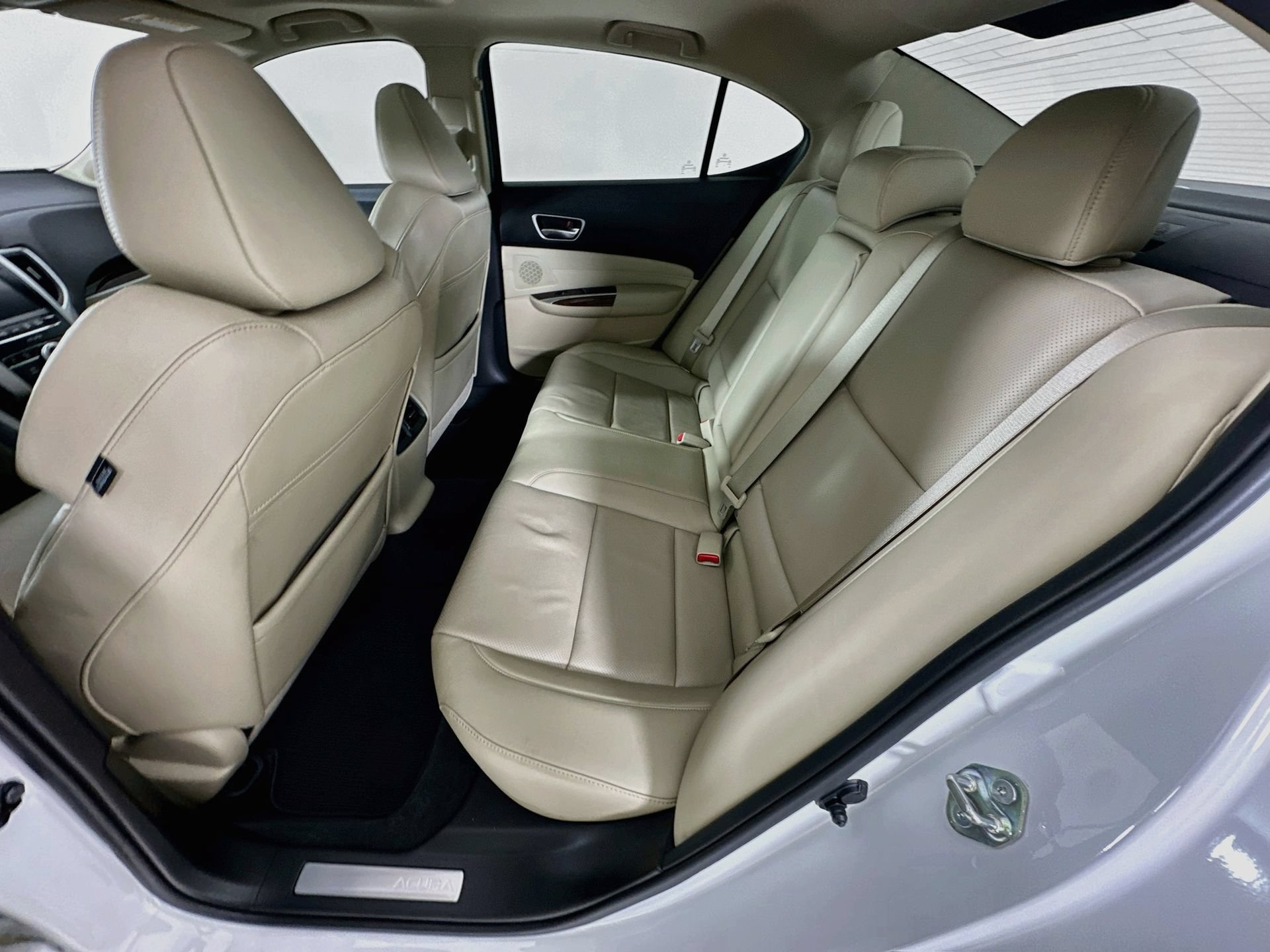 Used 2018 Acura TLX w/ Technology Package FWD image 26