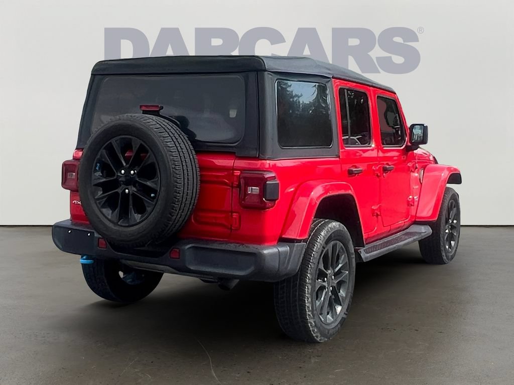 Used 2023 Jeep Wrangler Unlimited Sahara w/ Cold Weather Group AWD/4WD image 7