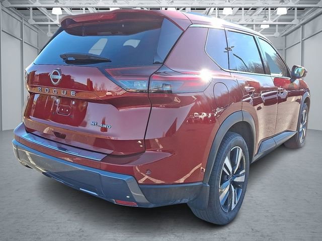 Used 2024 Nissan Rogue SL w/ SL Premium Package image 4