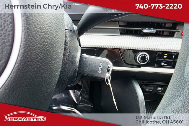 Used 2023 Kia Sportage LX image 20
