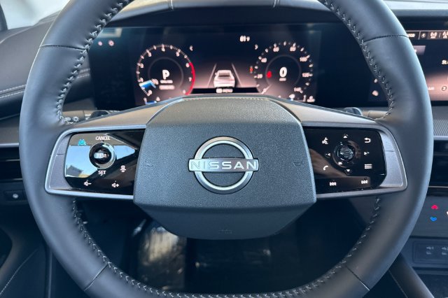 Certified 2025 Nissan Murano SV FWD image 28