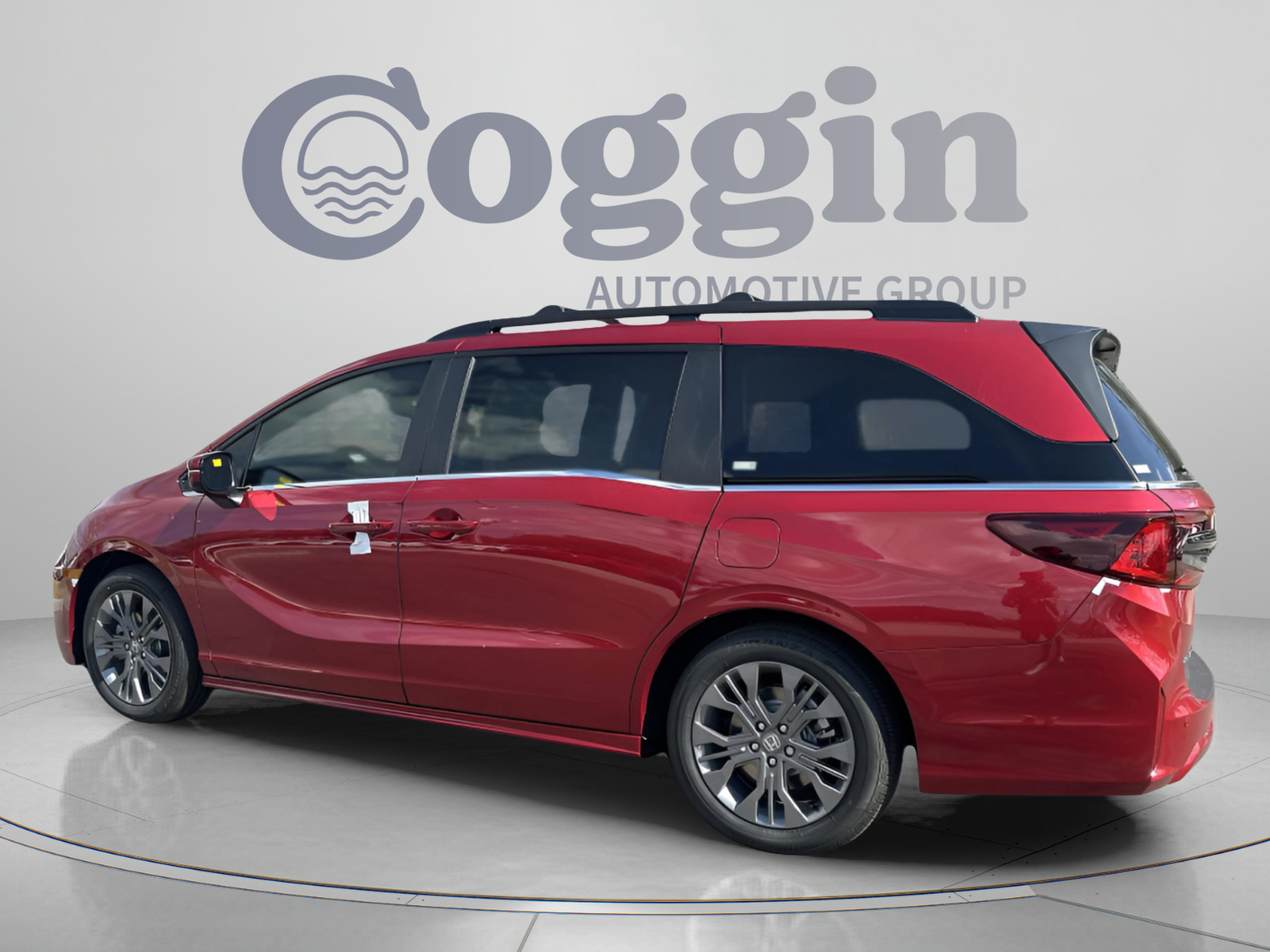 New 2027 Honda Odyssey Touring image 4