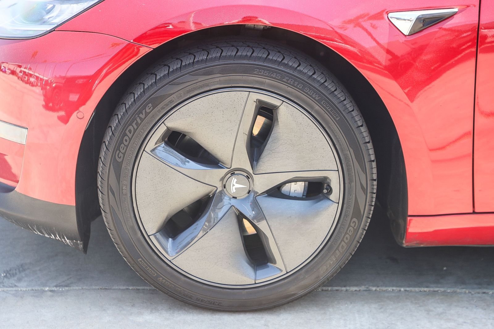Used 2020 Tesla Model 3 Standard Range Plus RWD image 10