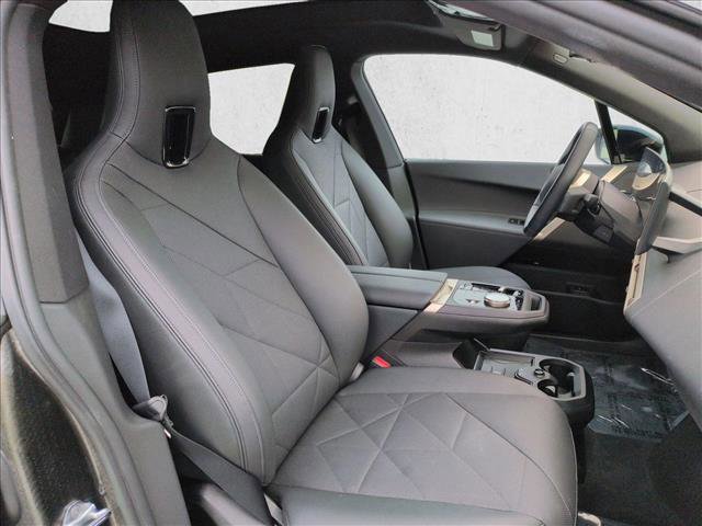 Used 2024 BMW iX xDrive50 w/ Sport Package AWD/4WD image 23
