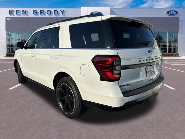 Used 2023 Ford Expedition Limited AWD/4WD image 6