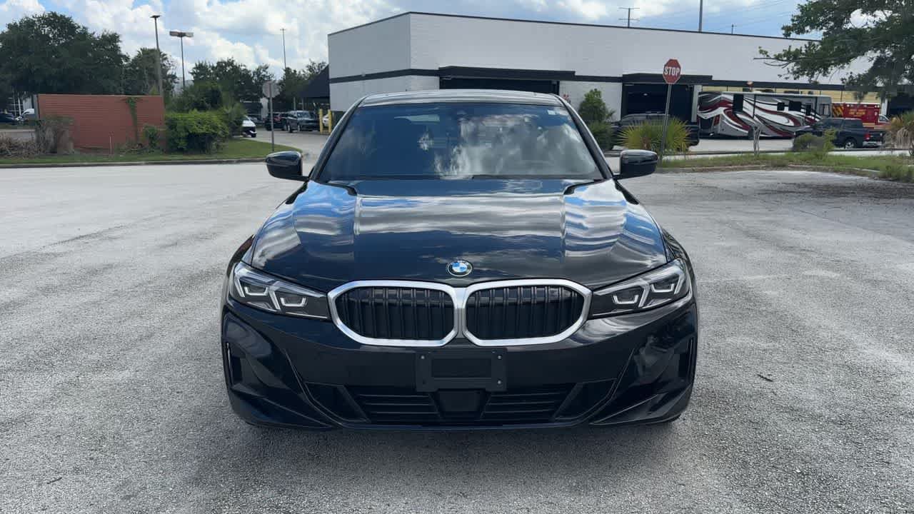 Used 2025 BMW 330i xDrive Sedan AWD/4WD image 3