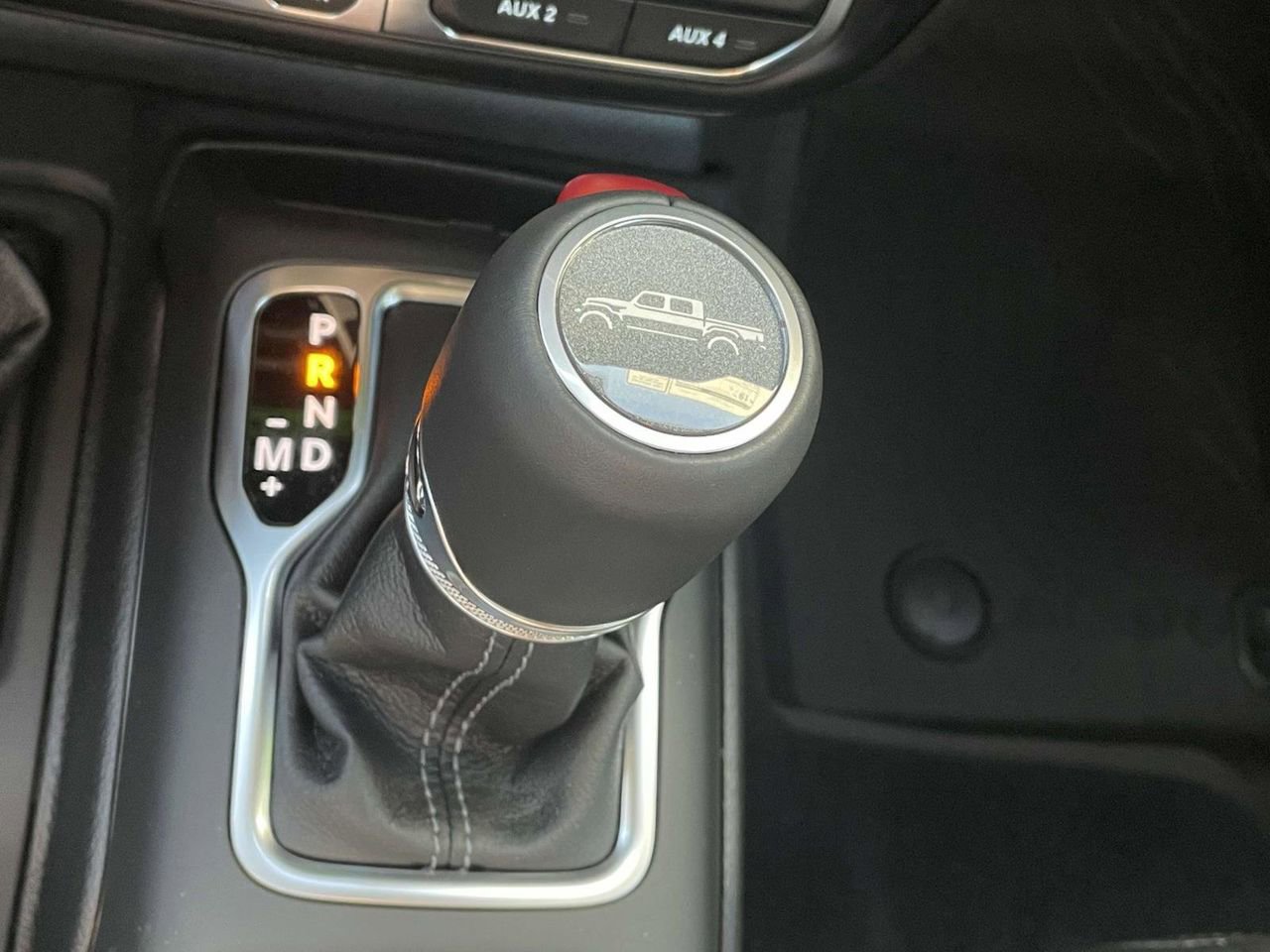 New 2025 Jeep Gladiator Rubicon image 24