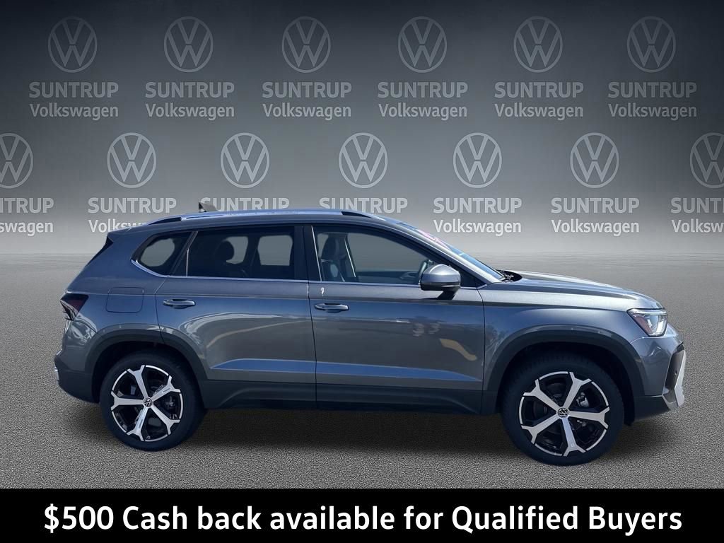 New 2026 Volkswagen Taos SEL image 6