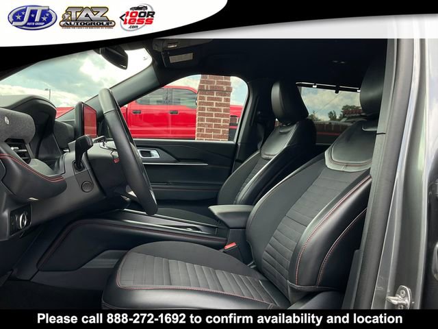 Used 2025 Ford Explorer ST-Line w/ Premium Package RWD image 10