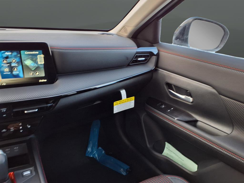 New 2026 Nissan Kicks SR w/ Cold Weather Package image 19