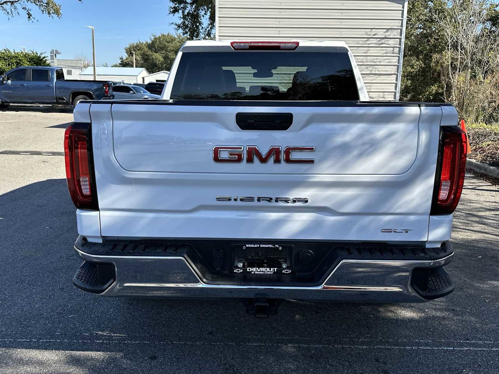 Certified 2025 GMC Sierra 1500 SLT image 5