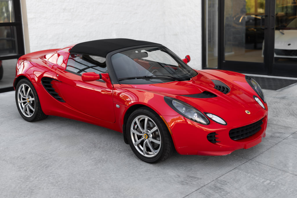 Used 2005 Lotus Elise RWD image 2