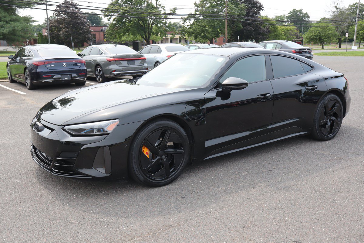 Used 2023 Audi RS e-tron GT w/ Carbon Performance Package AWD/4WD image 1
