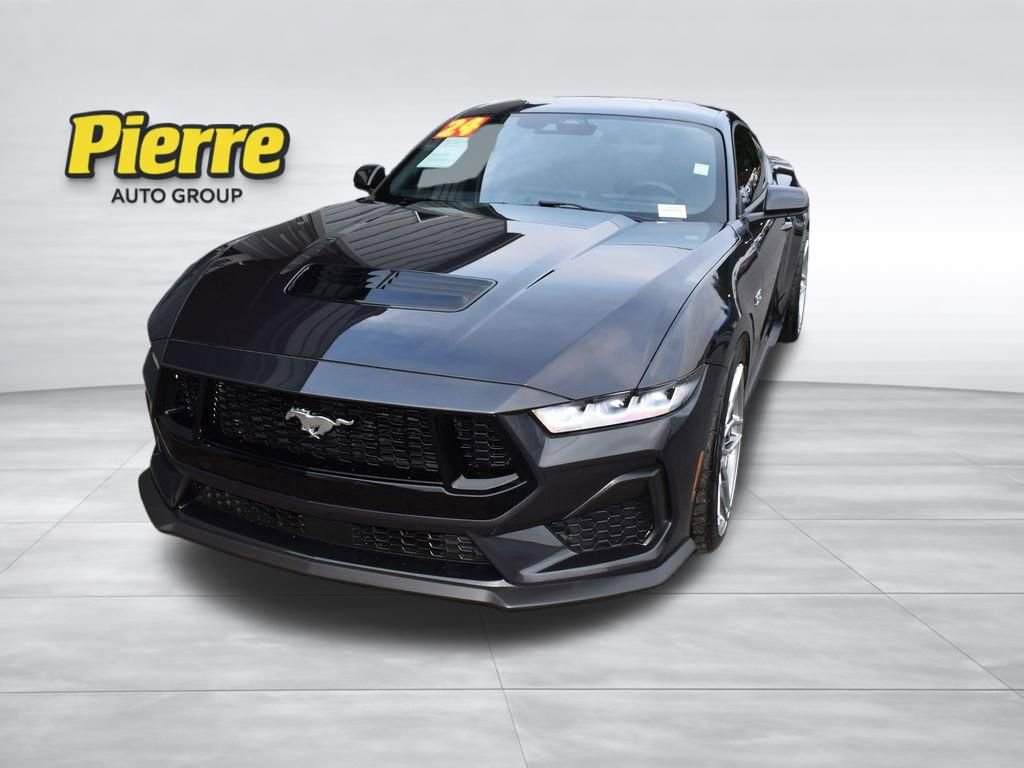 Used 2024 Ford Mustang GT image 2