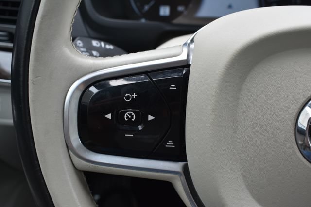 Used 2017 Volvo XC90 T6 Momentum w/ Convenience Package AWD/4WD image 23