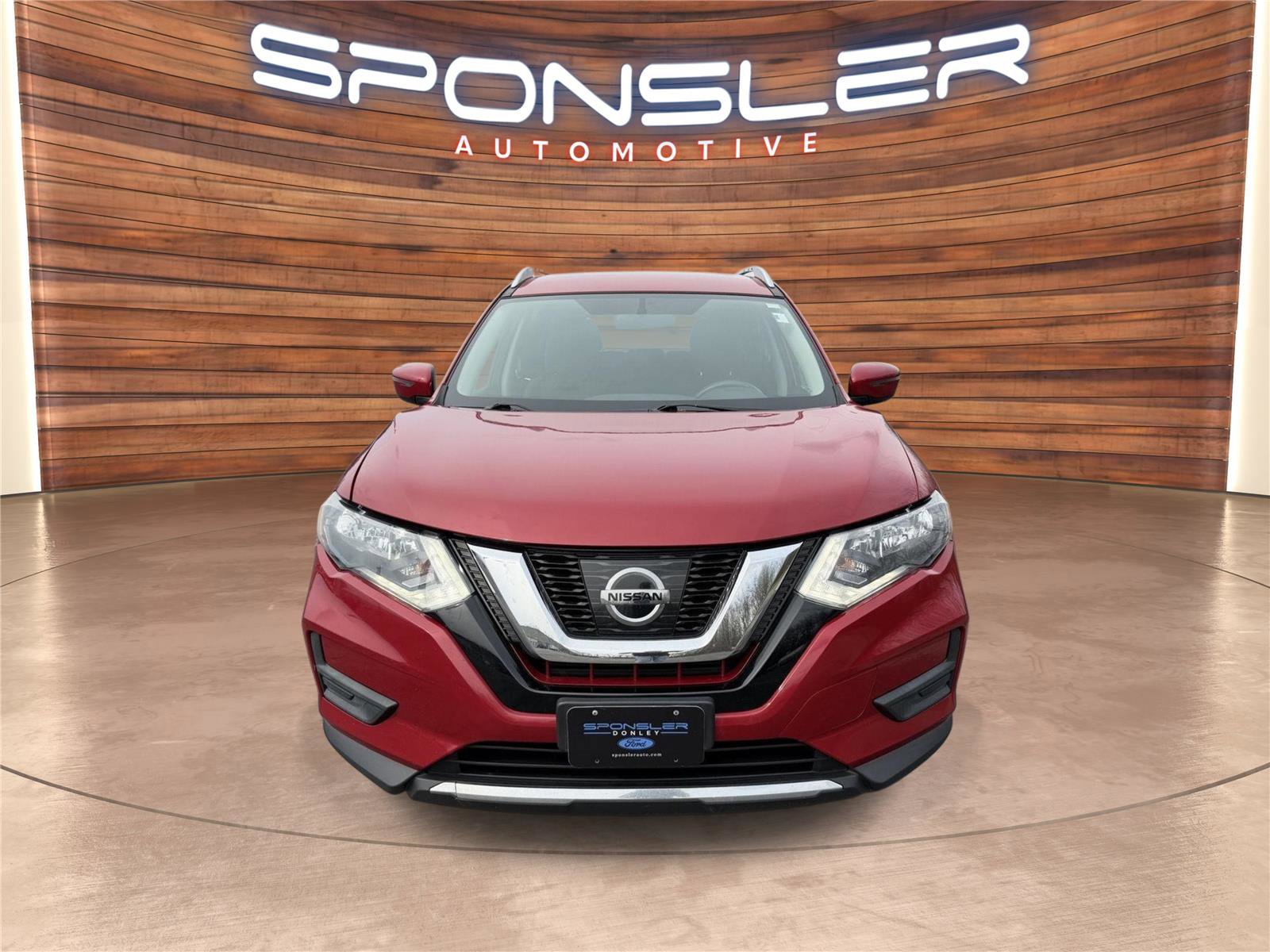 Used 2017 Nissan Rogue SV image 9