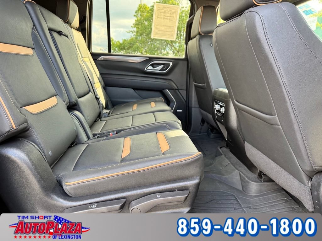 Used 2024 GMC Yukon XL AT4 w/ AT4 Premium Plus Package AWD/4WD image 50