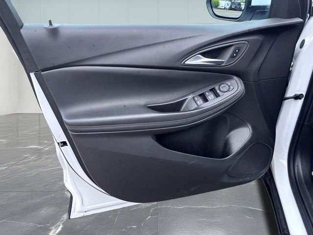 Used 2025 Buick Encore GX Preferred FWD image 14