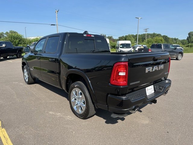 New 2026 RAM 1500 4x4 Crew Cab image 3