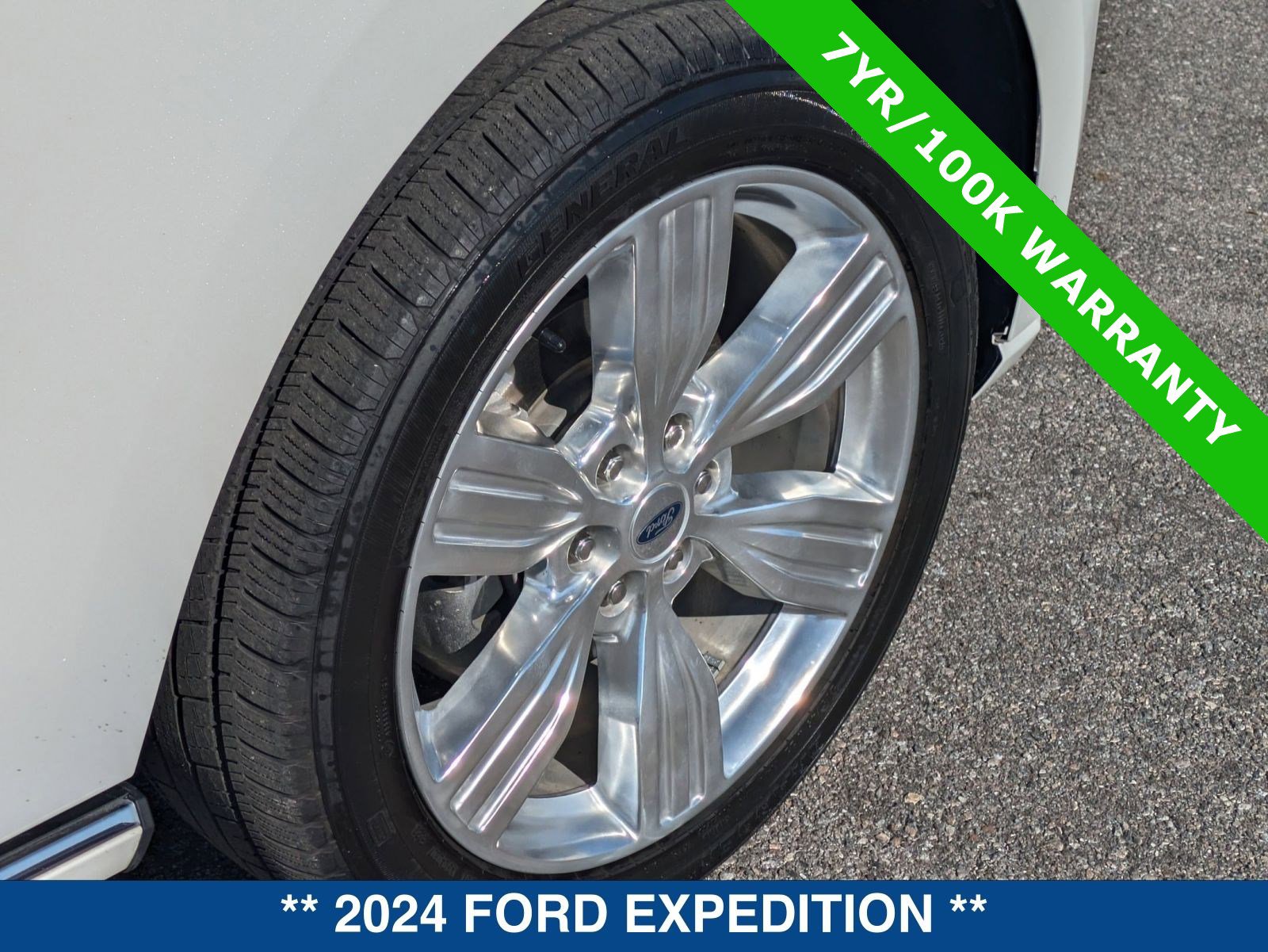 Certified 2024 Ford Expedition Platinum image 12