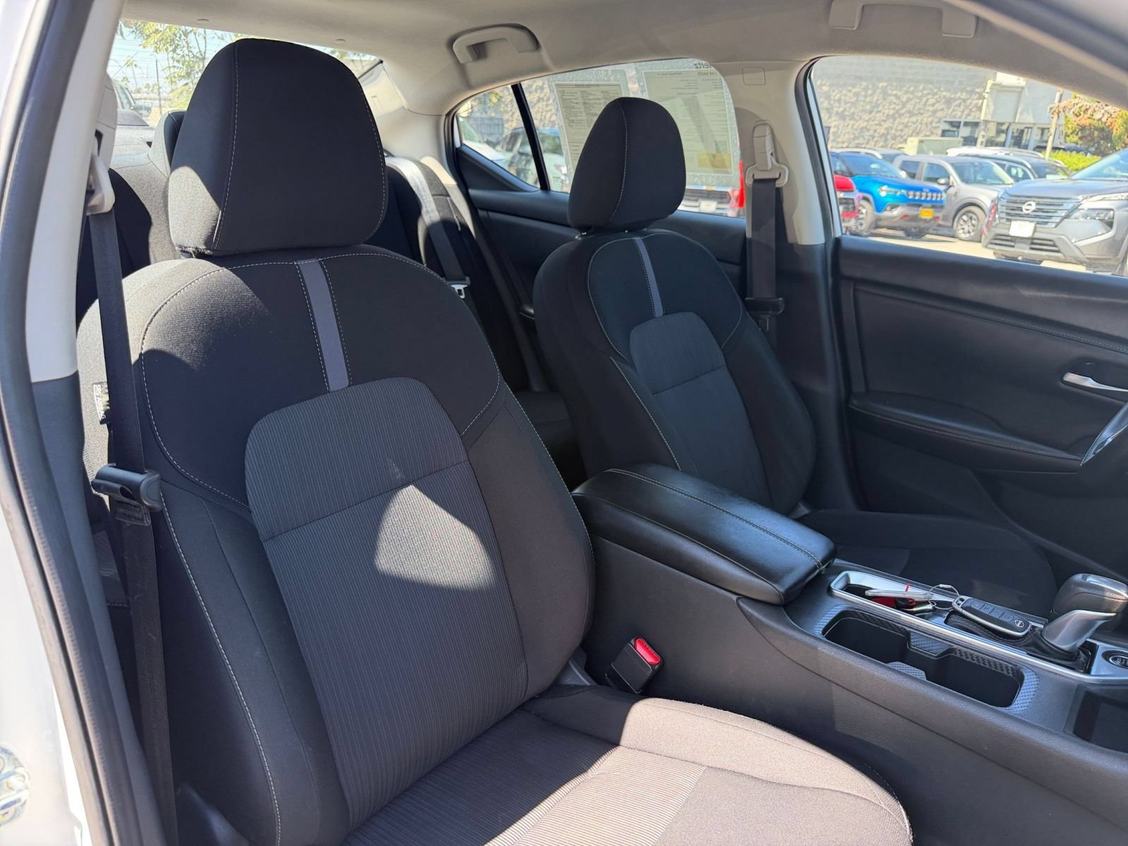 Used 2025 Nissan Sentra SV FWD image 33