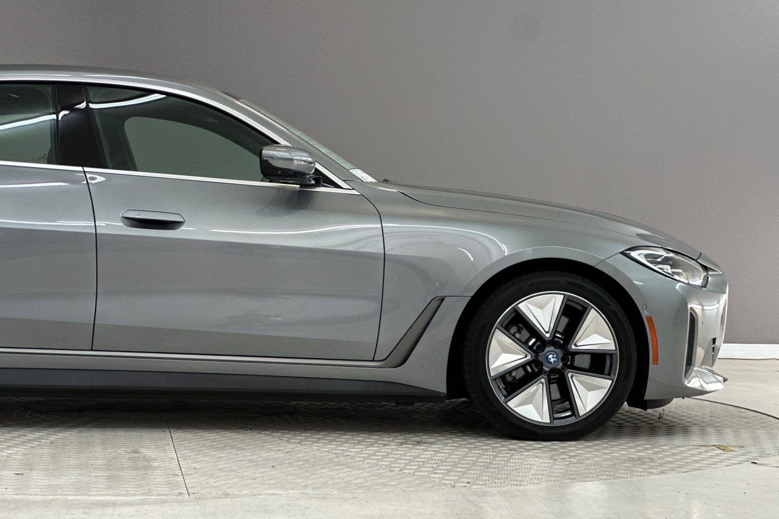 Certified 2024 BMW i4 eDrive40 w/ Premium Package RWD image 36