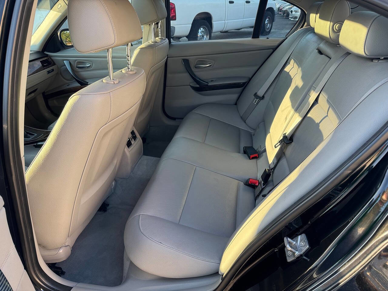 Used 2011 BMW 328i Sedan image 14