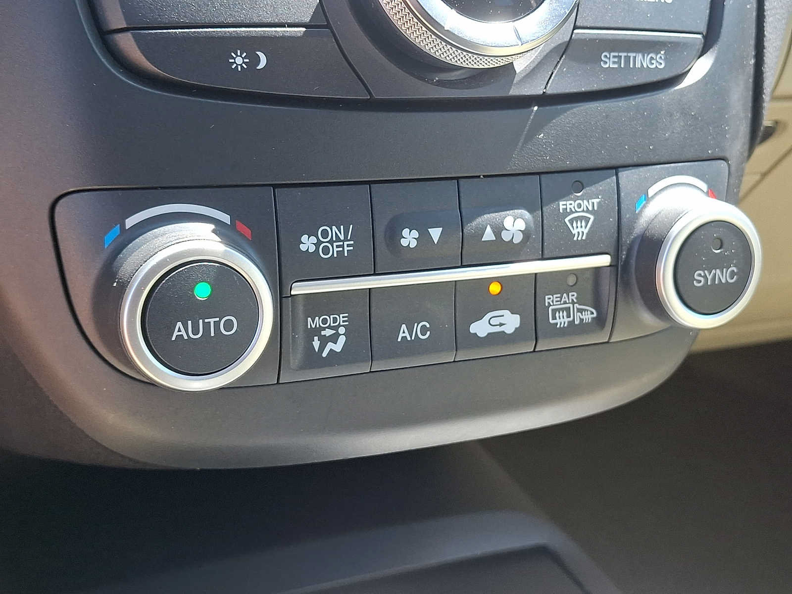Used 2017 Acura RDX w/ Technology Package AWD/4WD image 17