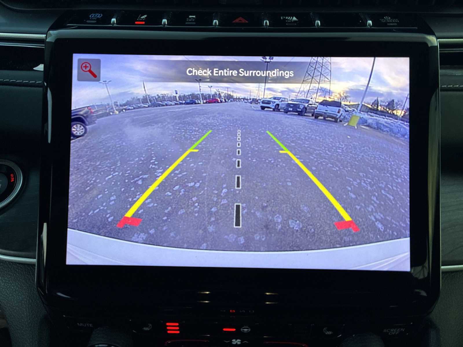 Used 2022 Jeep Grand Cherokee Limited 4xe image 15