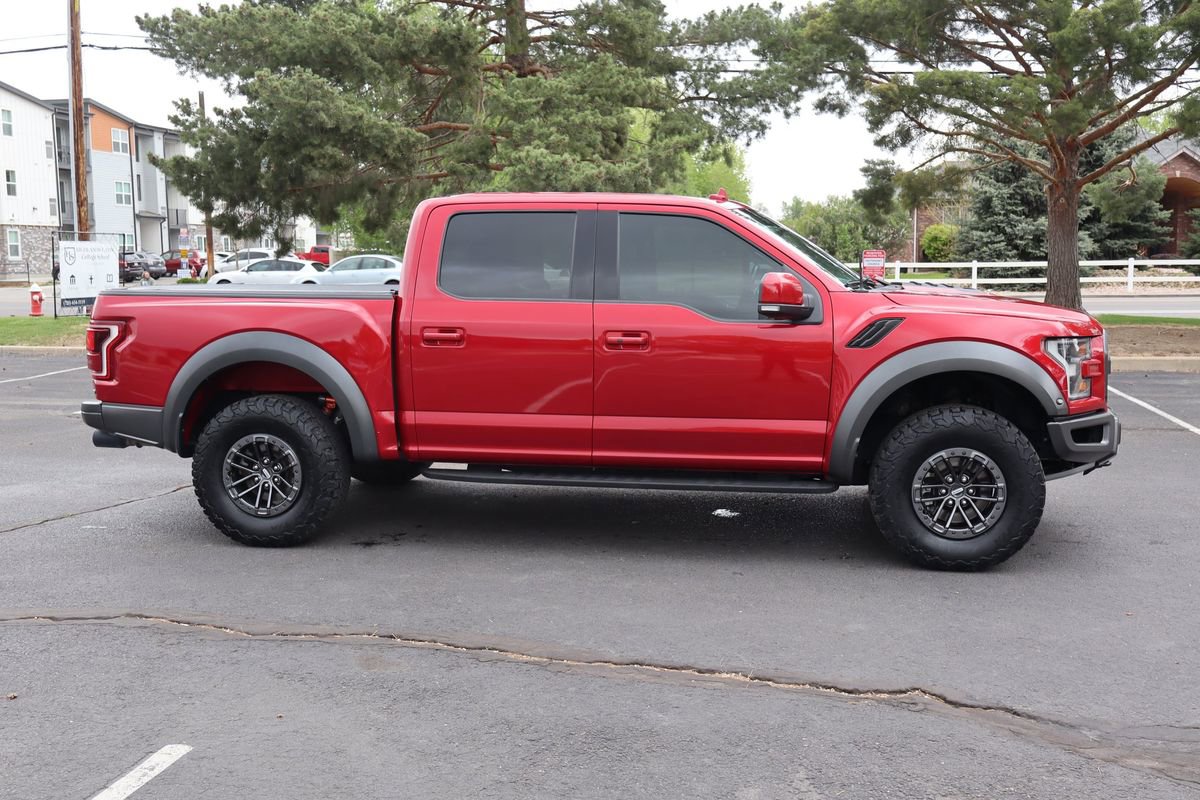 Used 2020 Ford F150 Raptor w/ Equipment Group 802A Luxury AWD/4WD image 3
