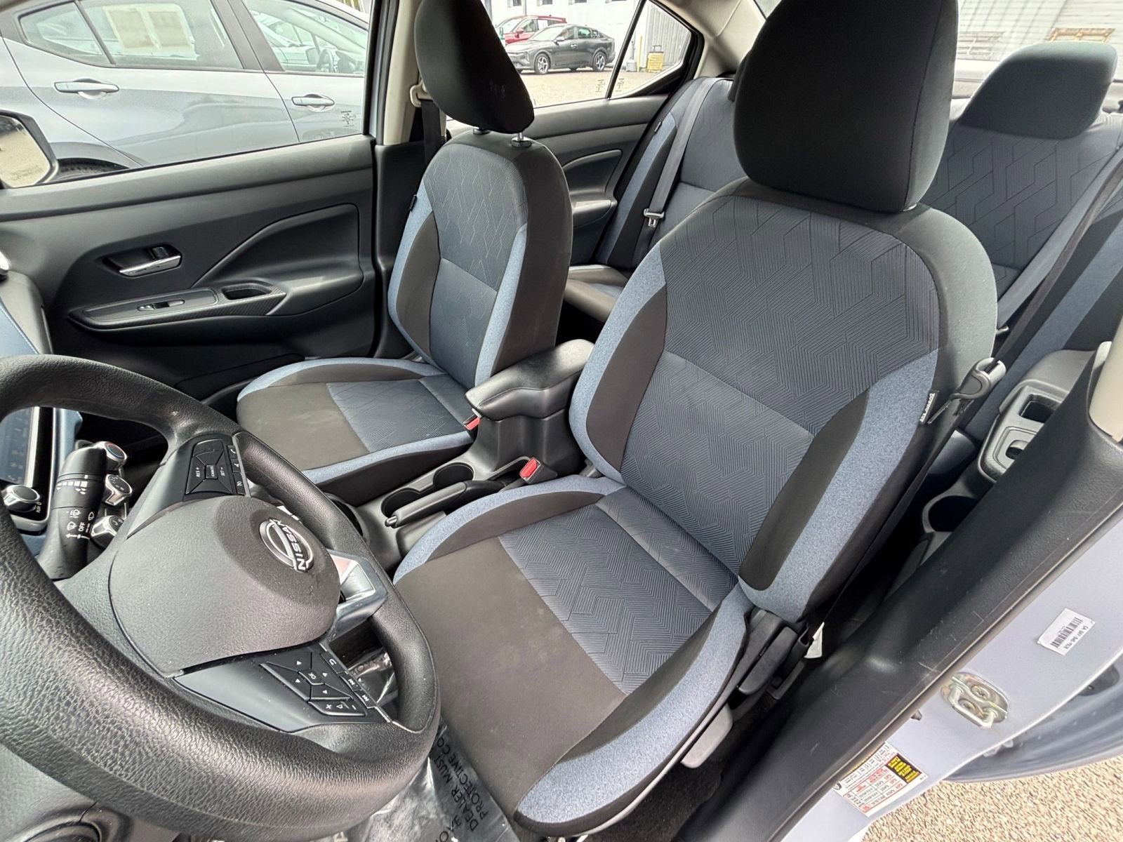 Used 2025 Nissan Versa SV FWD image 34
