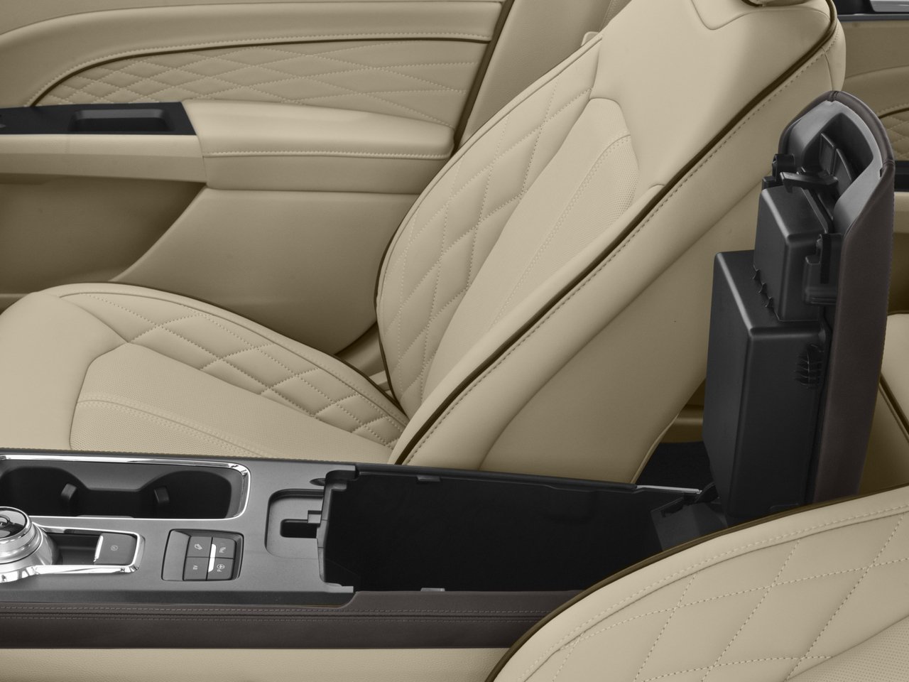 Used 2018 Ford Fusion Energi Platinum FWD image 50