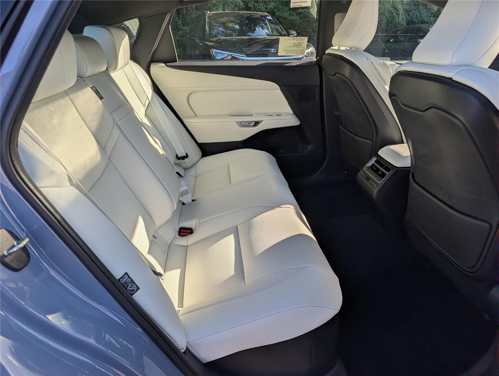 New 2026 Lexus ES 350h AWD w/ Convenience Package image 8