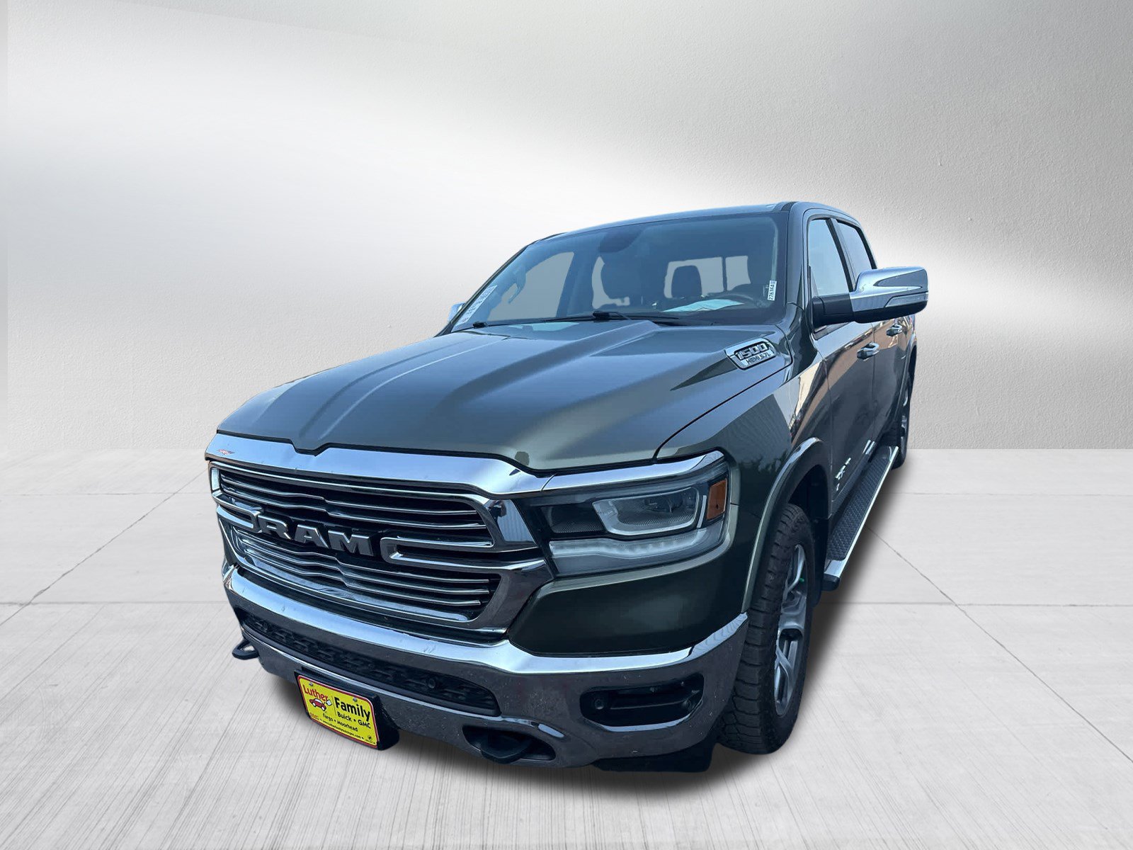 Used 2020 RAM 1500 Laramie AWD/4WD image 5