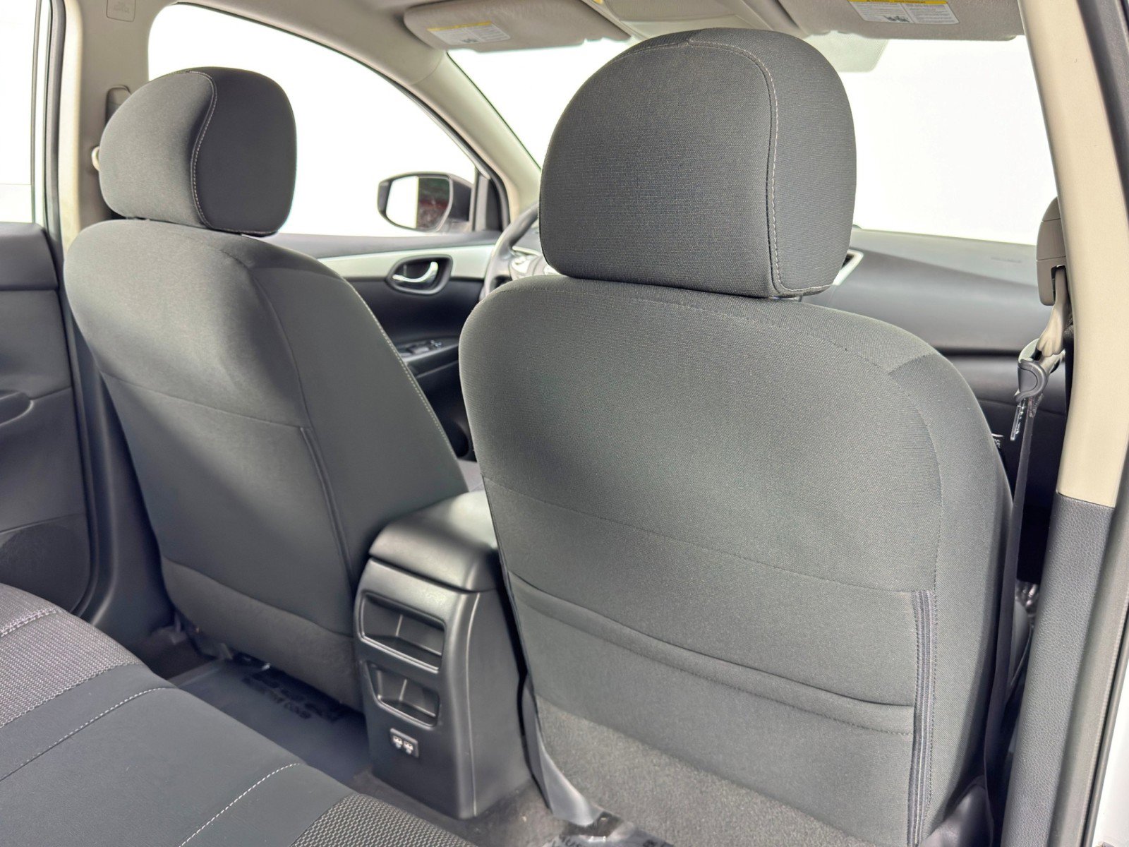 Used 2018 Nissan Sentra S image 31