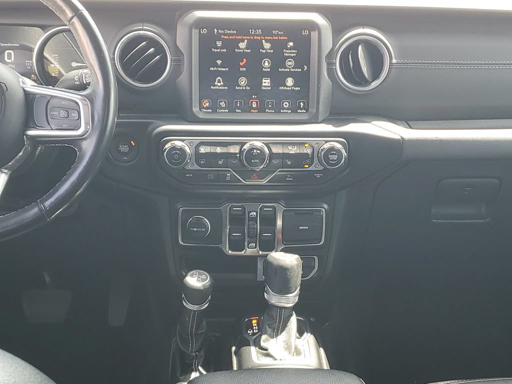 Used 2021 Jeep Wrangler Unlimited Sahara w/ Cold Weather Group AWD/4WD image 15