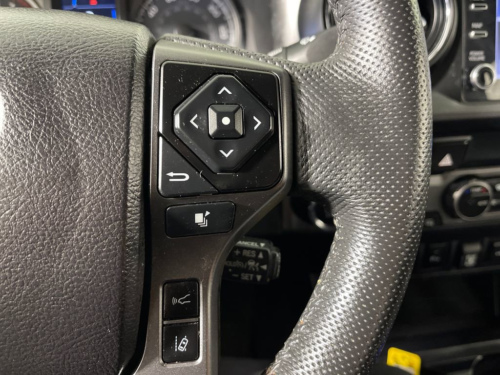 Certified 2021 Toyota Tacoma TRD Off-Road w/ Technology Package AWD/4WD image 27