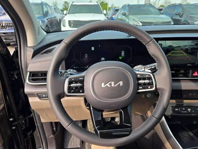 New 2025 Kia Carnival SX image 17