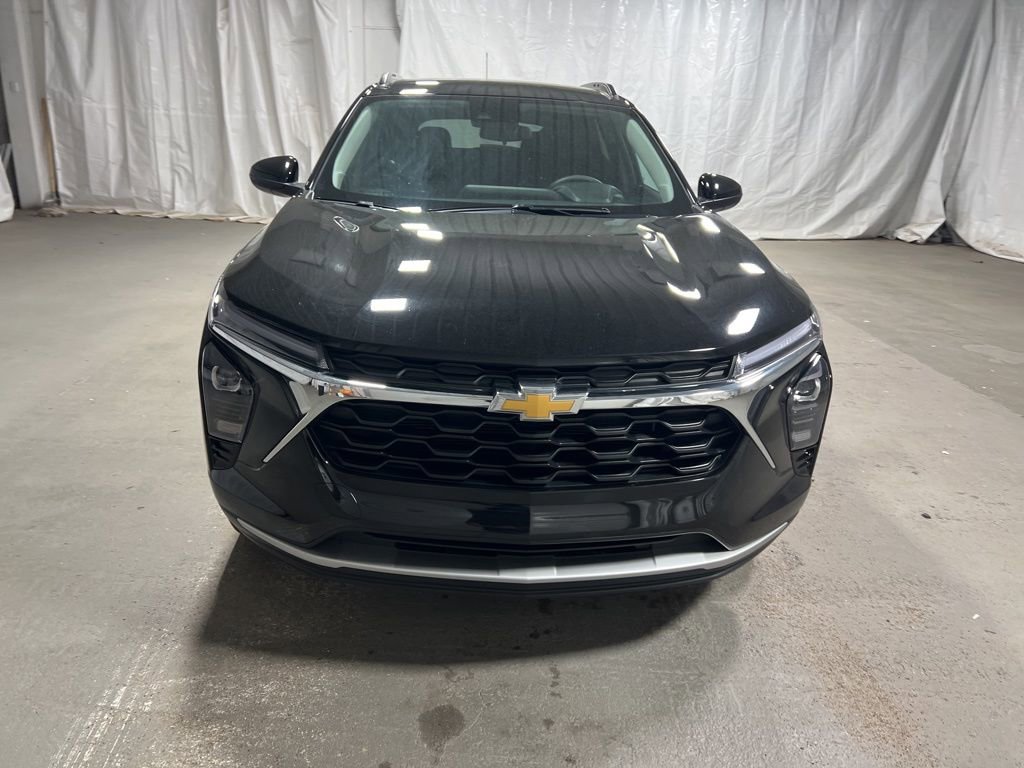 Used 2025 Chevrolet Trax LT video 2