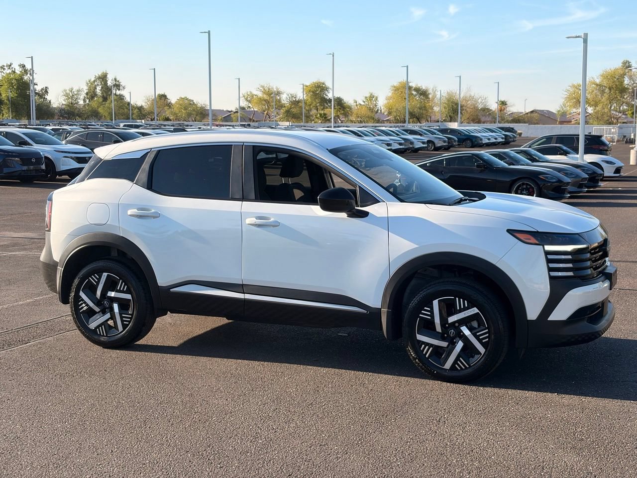 Certified 2026 Nissan Kicks SV FWD image 8