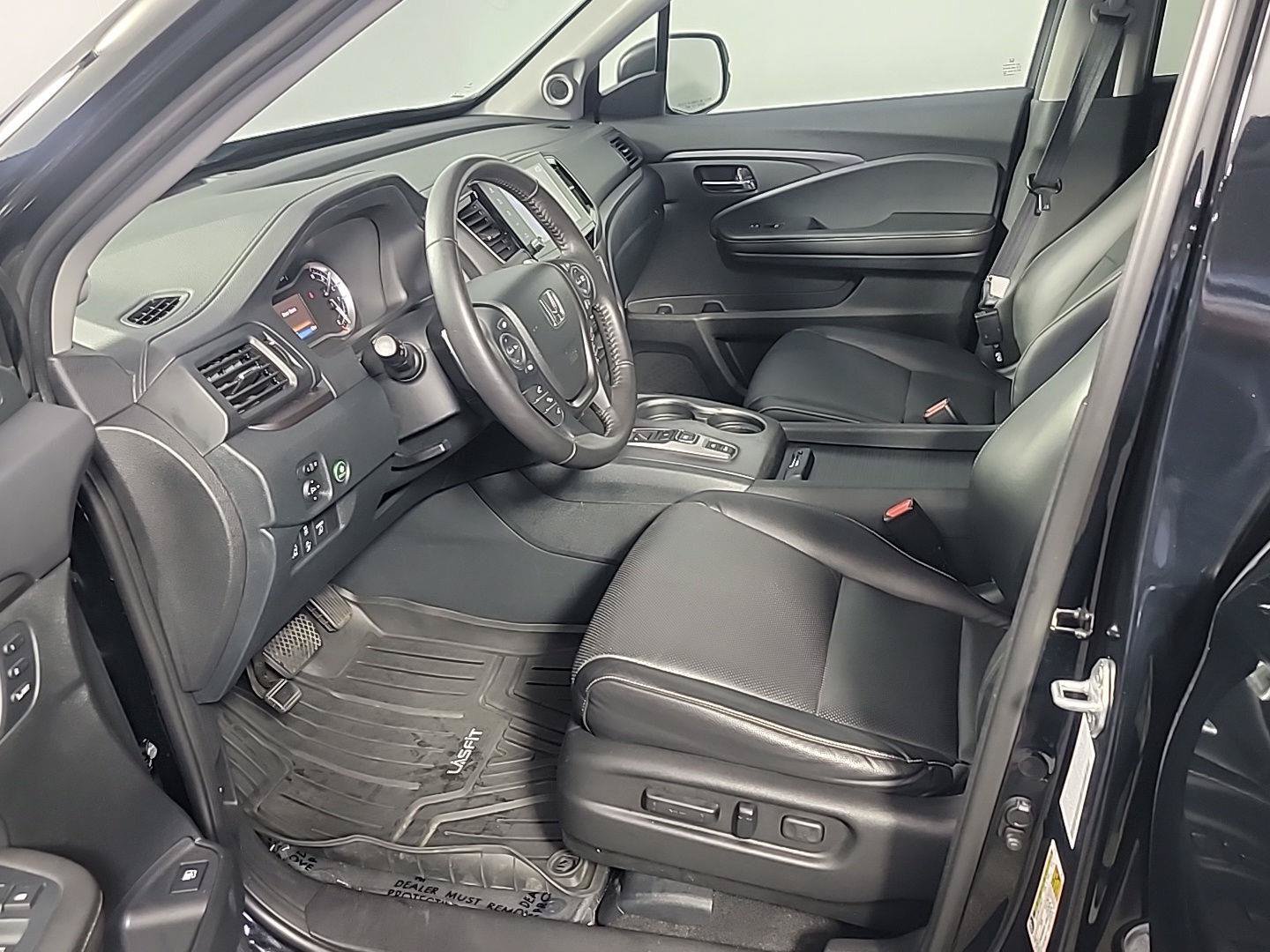 Certified 2023 Honda Ridgeline RTL image 17