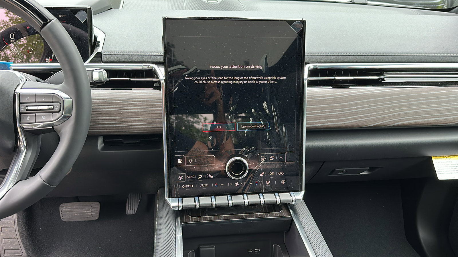 New 2025 GMC Sierra EV Denali image 17