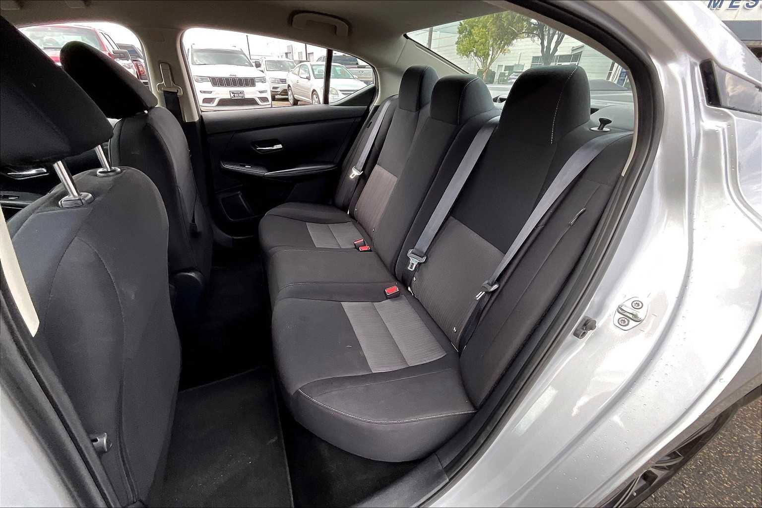 Used 2023 Nissan Sentra SV image 19