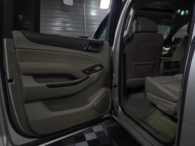 Used 2017 GMC Yukon XL SLT w/ Open Road Package image 38