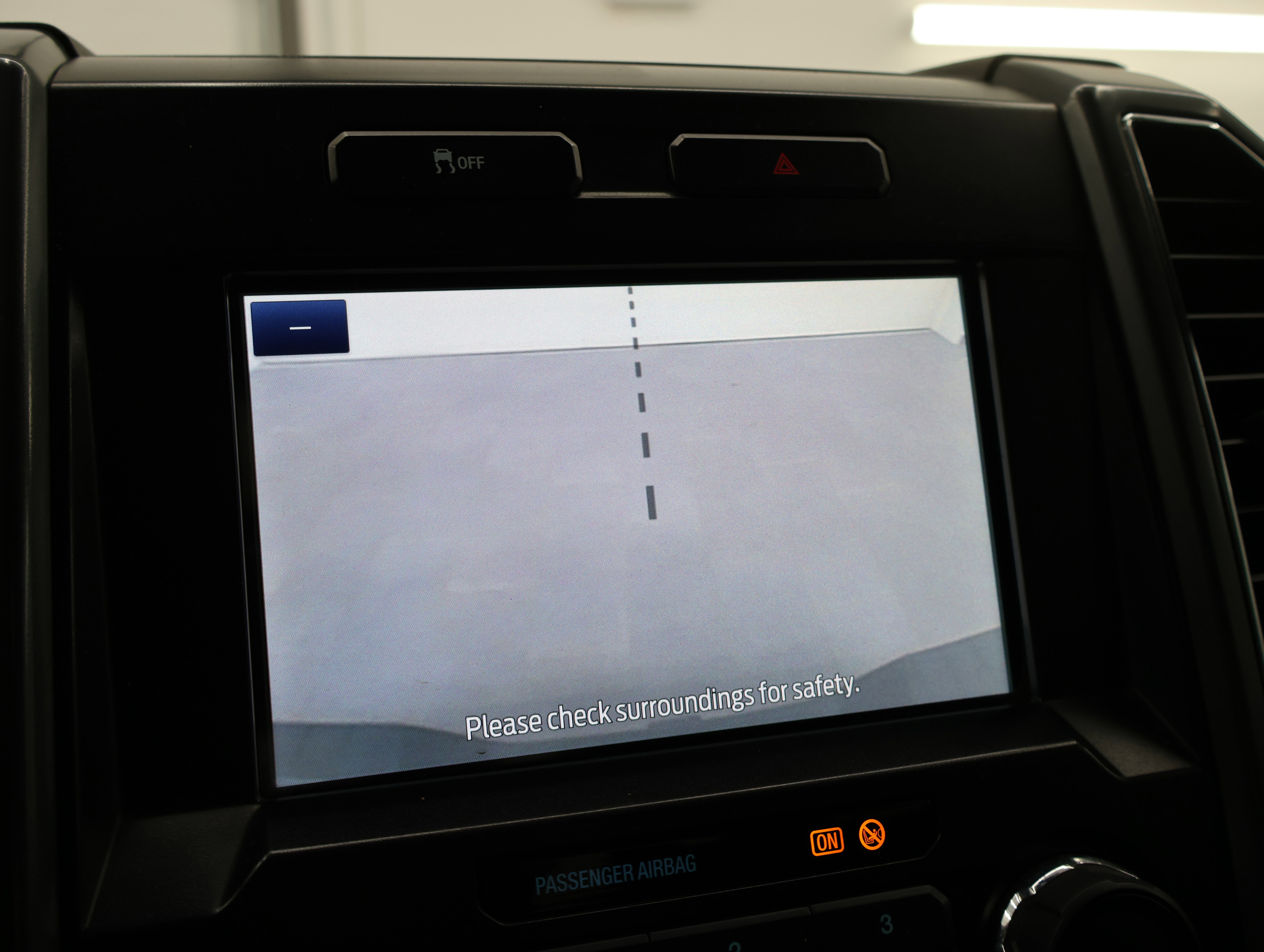 Used 2022 Ford F350 XLT w/ XLT Value Package image 17