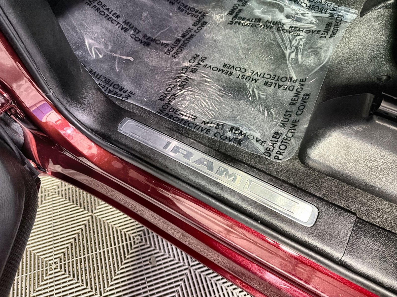 Used 2022 RAM 1500 Laramie image 16