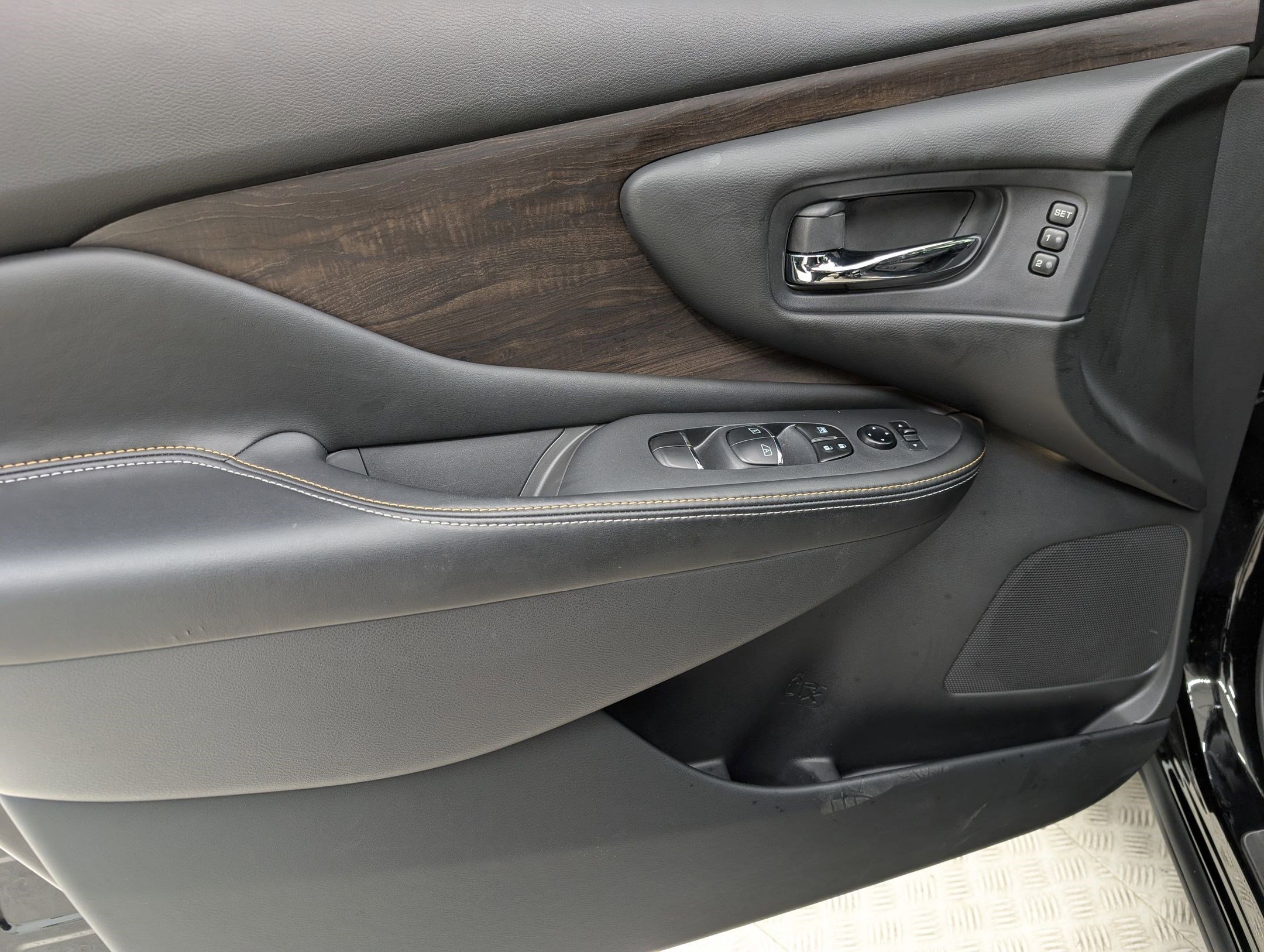 Used 2024 Nissan Murano Platinum w/ Cargo Package image 14